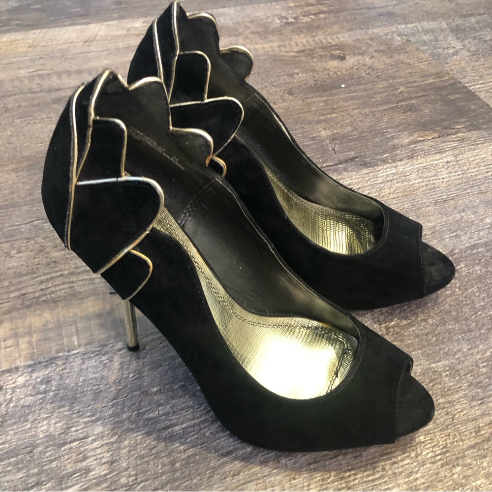 Anne Michelle | size 7 1/2 | black with silver trimmed stiletto pumps